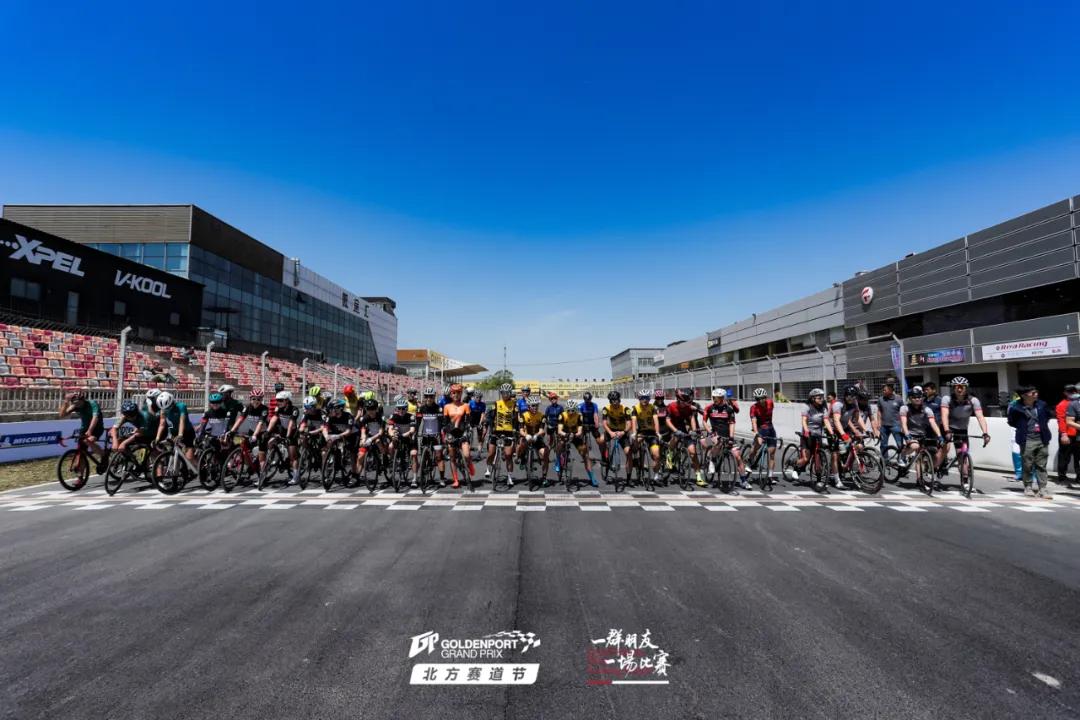 打造一台gt4赛车,打造gt3赛车