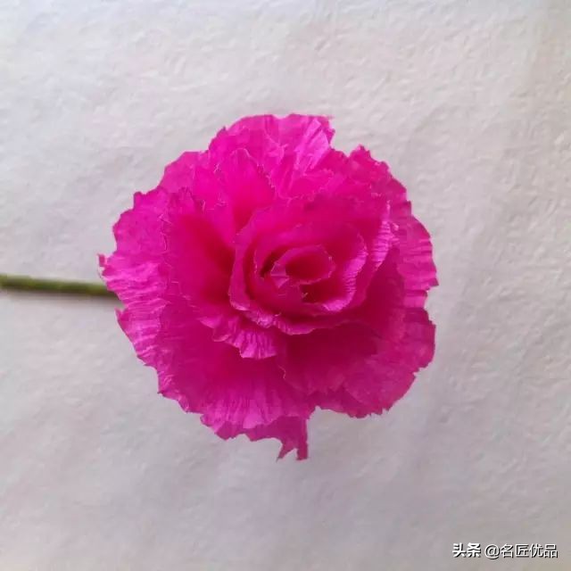 母亲节手工康乃馨简单又漂亮,母亲节适合给妈妈做的康乃馨手工