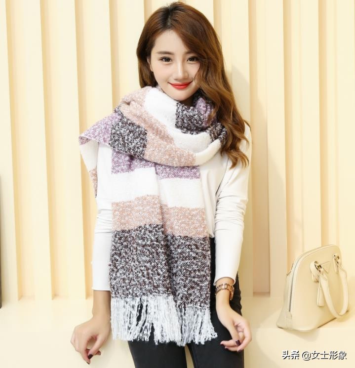 冬季羊绒围巾10种围法,系针织羊绒围巾教程