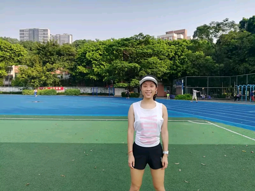 跑步适合穿的休闲长裤,跑步就穿平常的衣服裤子可以吗