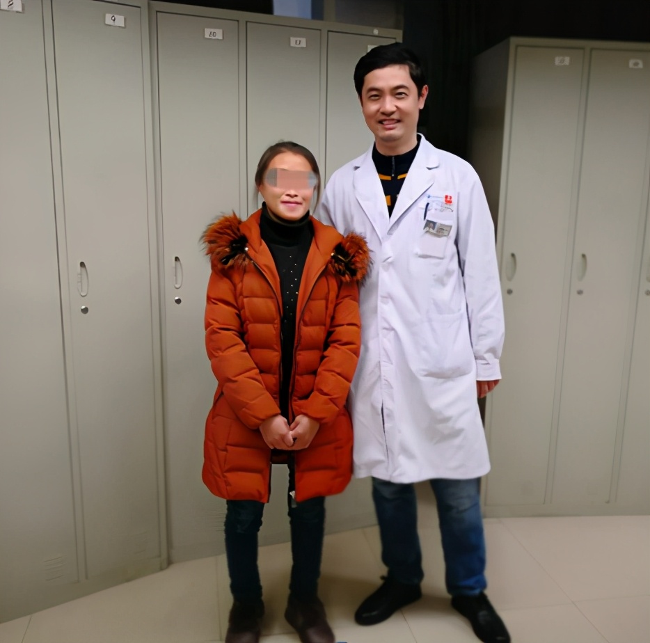 自贡四医院乳腺科专家,自贡第四人民医院甲乳外科