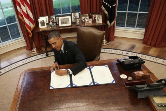 世界领导人办公室内景：普京各种现代化设备，特朗普只有两部电话