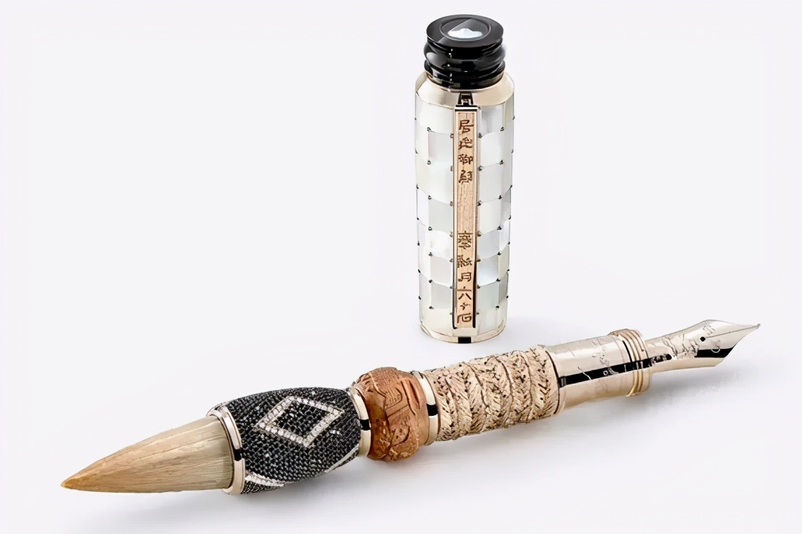 价值200万，以康熙、长城、泰姬陵作为创作灵感的笔长什么样？