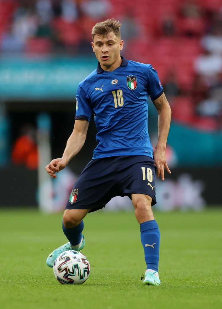 欧洲杯半决赛比分英格兰,历届欧洲杯决赛战况如何