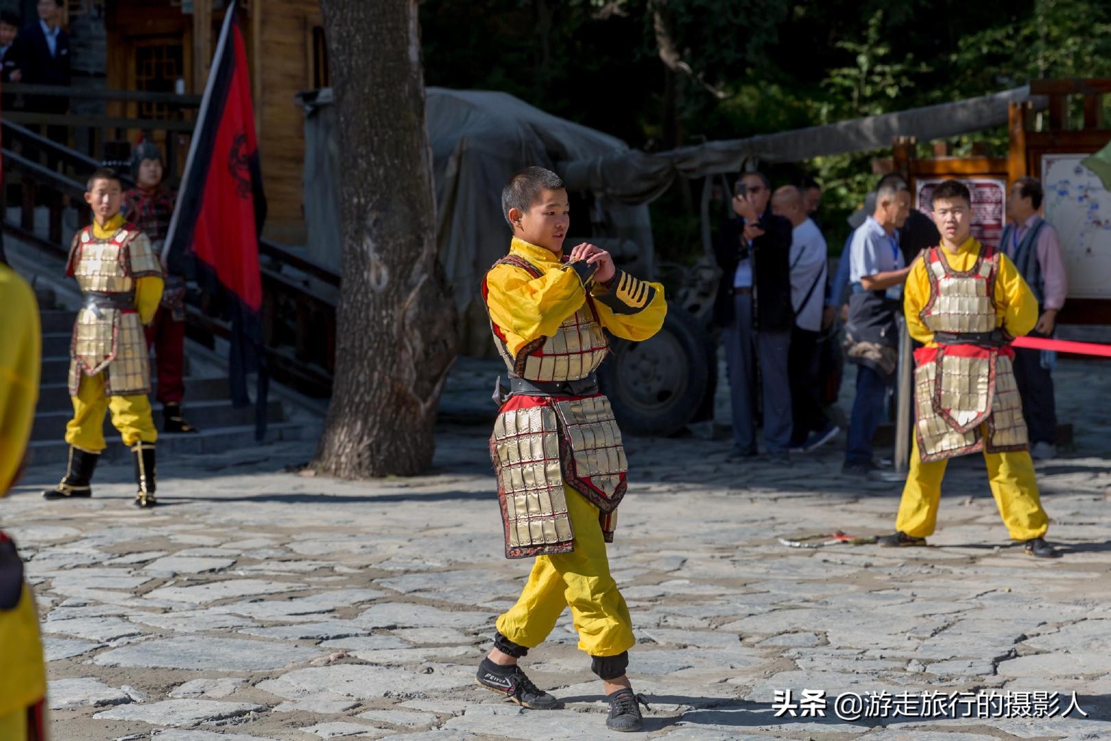 雄关漫道雁门关,雄关漫道真如铁而今今迈步