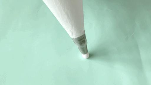 向日葵裱花手法教程简单易学,裱花的七种基础手法教程