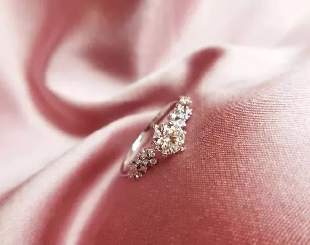 范冰冰同款黄金戒指 (精致范冰冰同款戒指)