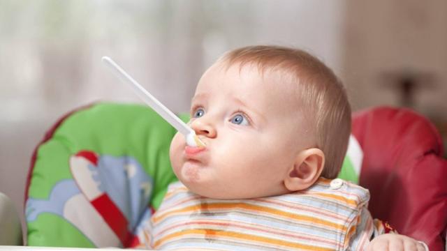 垂体性矮小病是由什么原因引起的,垂体性矮小症应与哪些疾病相鉴别