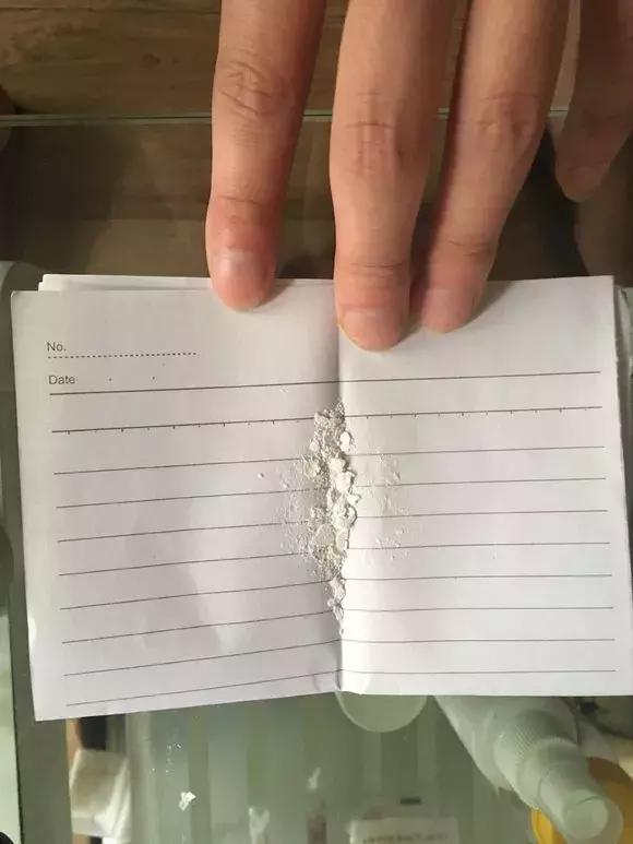 茉莉花长出白根可以扦插吗,茉莉花有白根枯杆还能返青吗