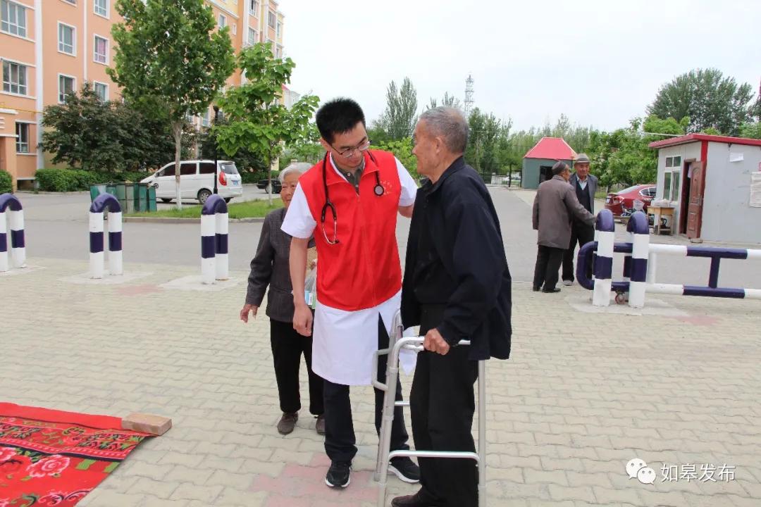 上善若水大爱,上善若水向奋战在一线的英雄致敬