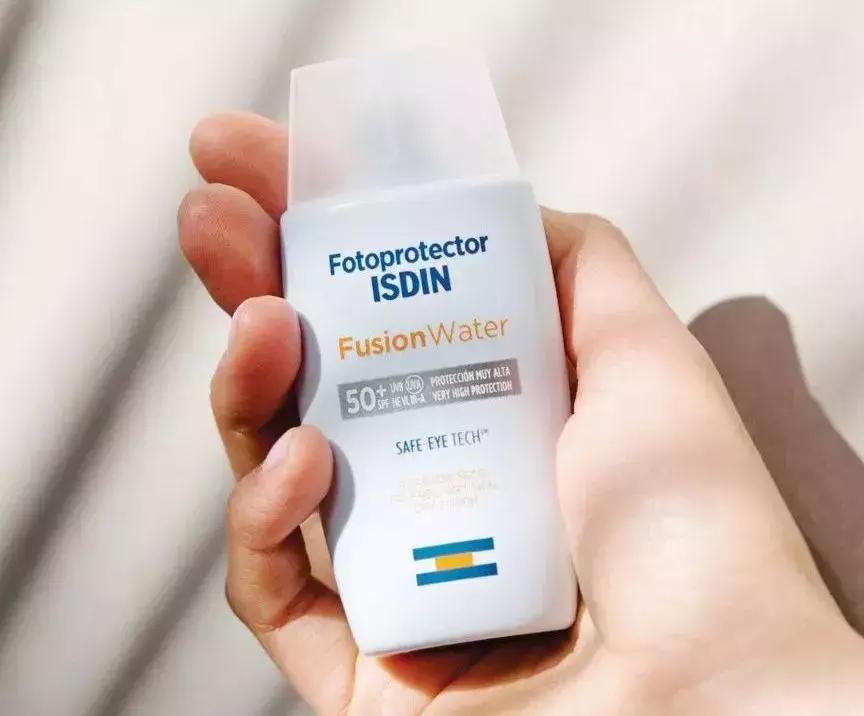 防晒油皮防水50元,超好用的油皮防晒推荐一下