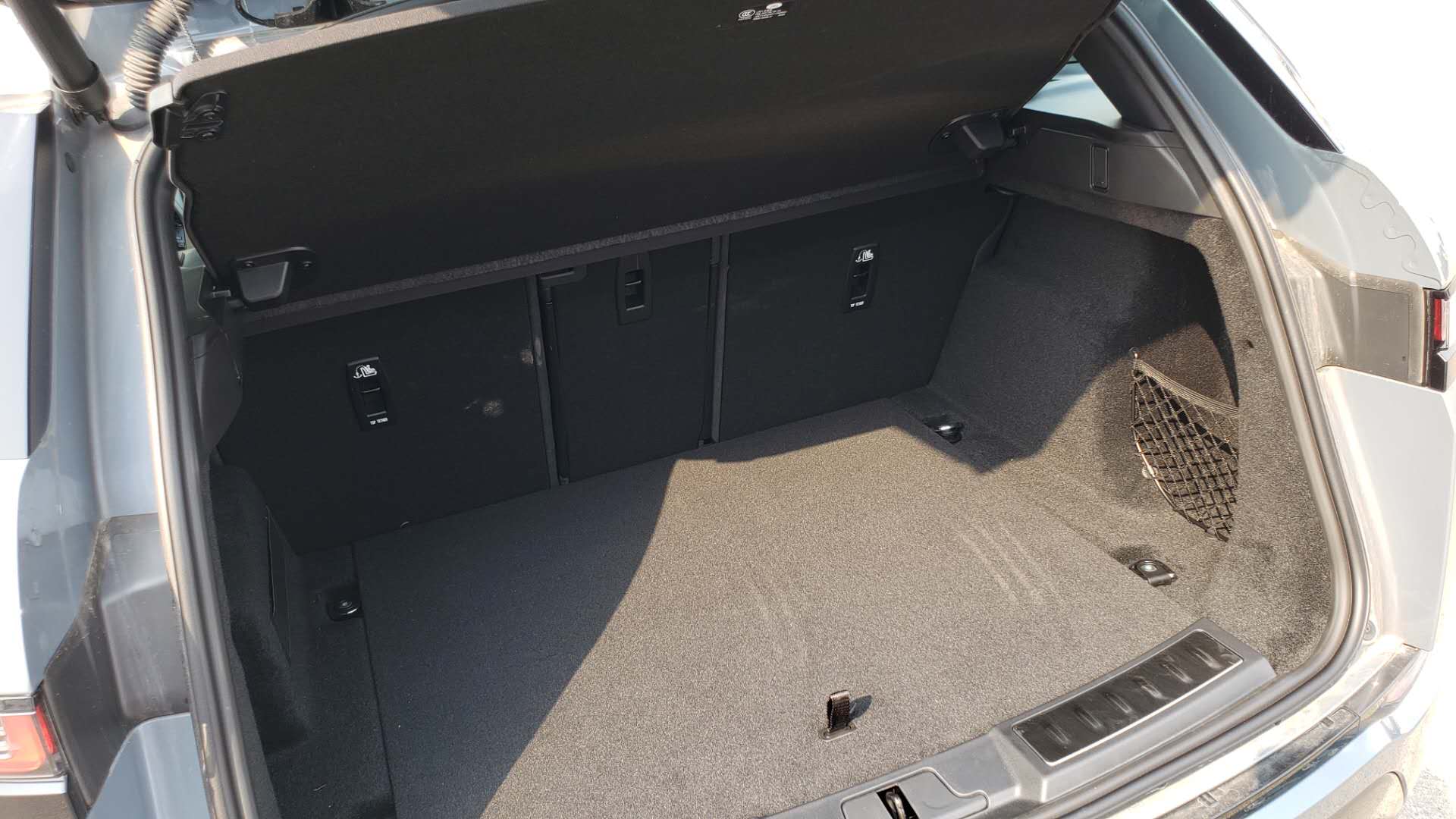 新款极光油耗和优缺点,35万左右路虎揽胜极光值得买么