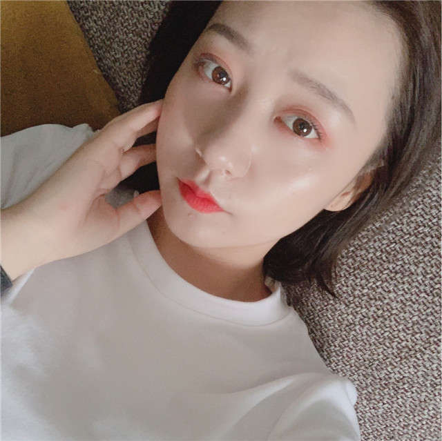 脸颊毛孔粗大怎么解决,脸颊毛孔粗大怎样解决