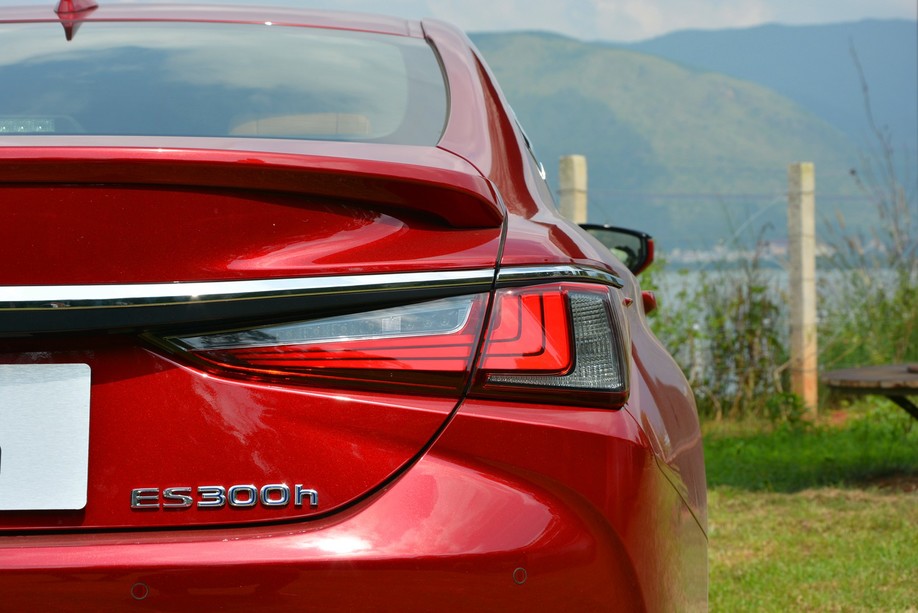 es7第二代,es第七代