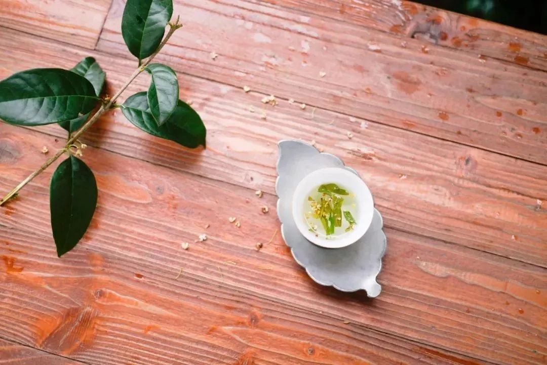 喝茶改善人体酸碱度,喝茶改变肤质的有效方法