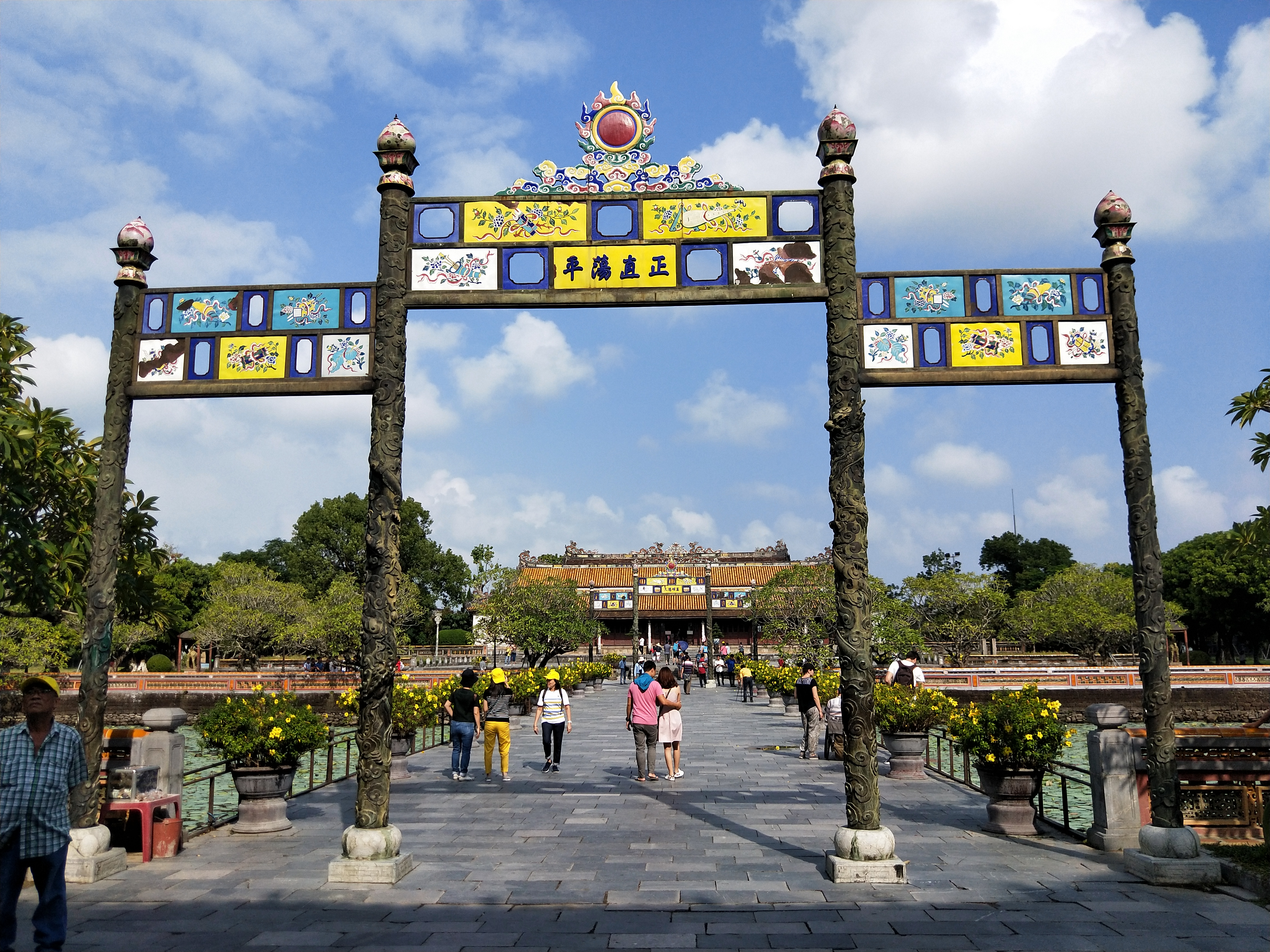 在越南怎么应对宰客现象,越南旅游吃饭贵不贵