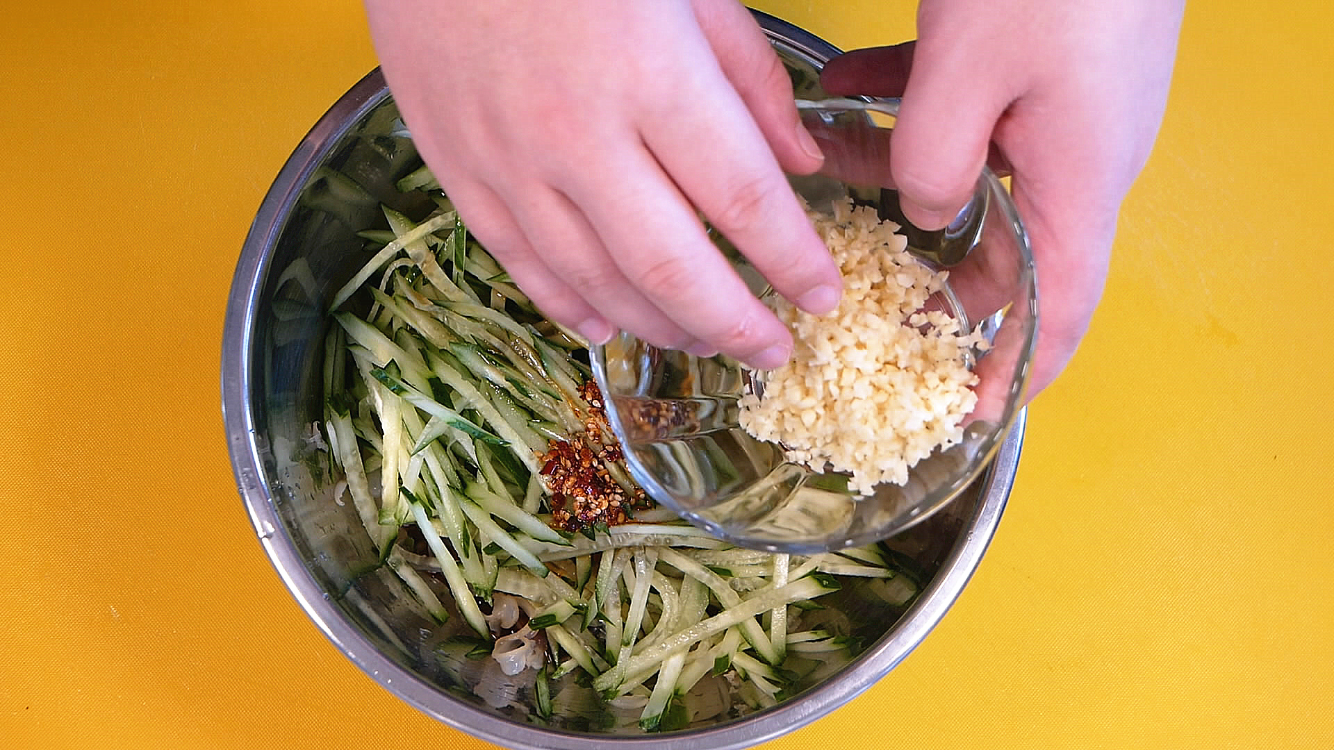 海蜇凉菜做法好吃视频,海蜇怎么做好吃又简单