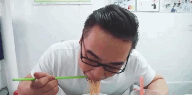 这几家30年以上的老店,一秒让你看到七八十代的香港!#吃在广州#