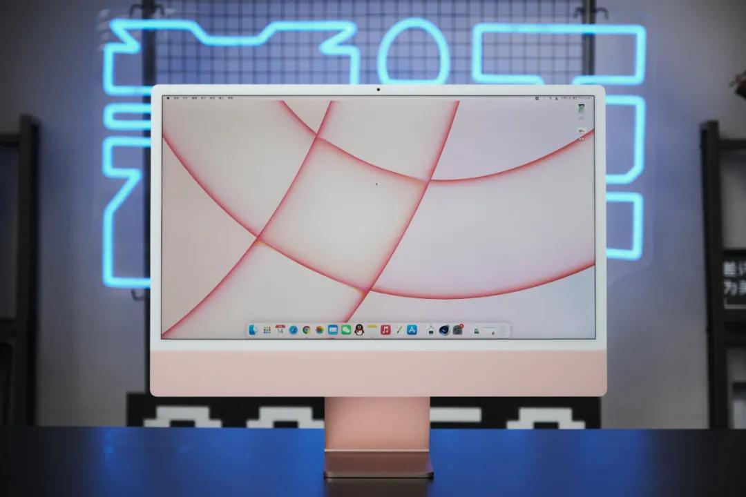 苹果推出更新版的27寸imac,苹果新款imac一体机开箱体验