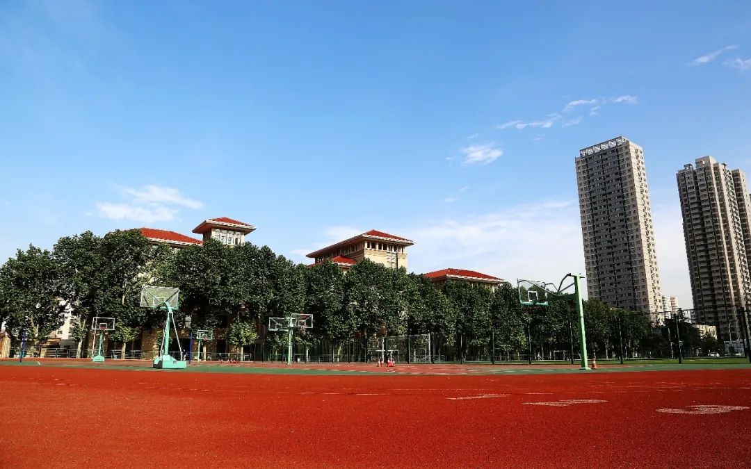 郑州实力最强高中TOP25!家长们建议收藏