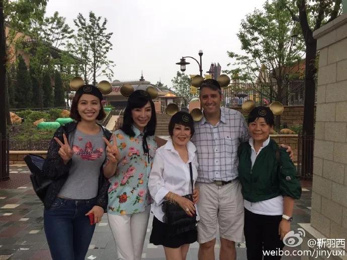 羽西年轻时的照片,十年前羽西