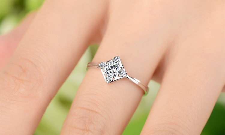 现在铂金价格能不能入手,铂金价格低于成本为什么还生产