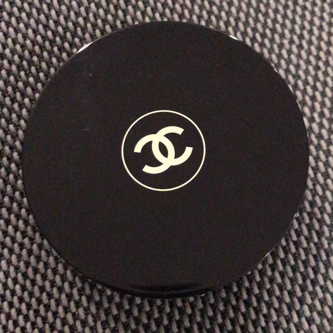 怎么选择一款适合混干皮的粉底液,彩妆推荐干皮新手用什么粉底液好