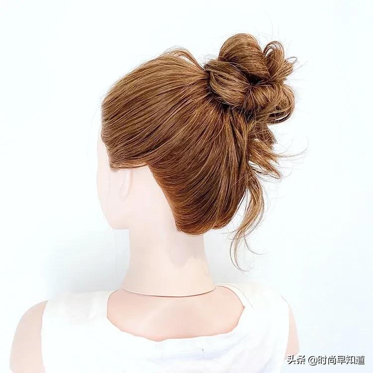 扎两个辫子怎么扎最简单,扎发发型简单又好看发量多