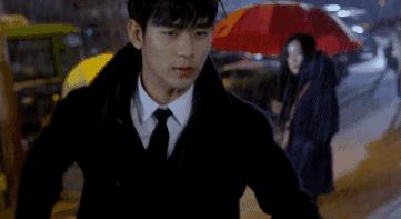 “中国芯”机械表上手，将指针设计成舰载机模样，氙气灯品味出众