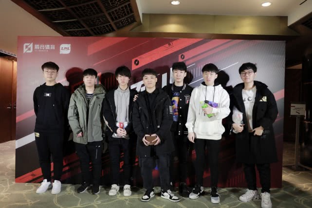 uzi为什么这么强大,为什么那么多人认为uzi很强