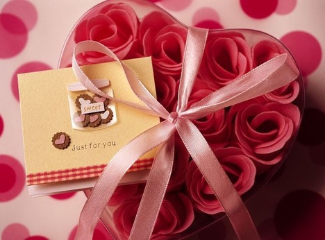 疫情防控的关键时刻，情人节如何度过既不添堵又更有意义？