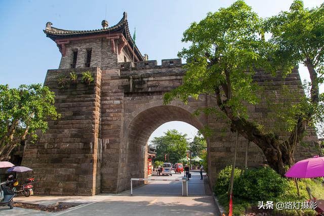 广安神龙山巴人石头城风景区,广安巴国石头城
