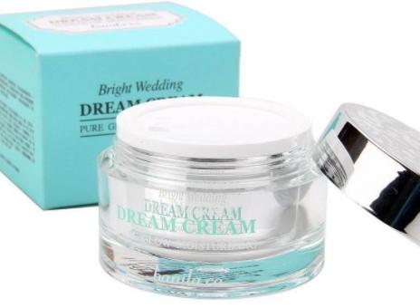 哪款素颜霜遮瑕又滋润不假白,哪个品牌的素颜霜遮瑕保湿又好用