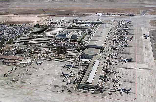 航空百科｜这哪里是机场，是立交桥吧