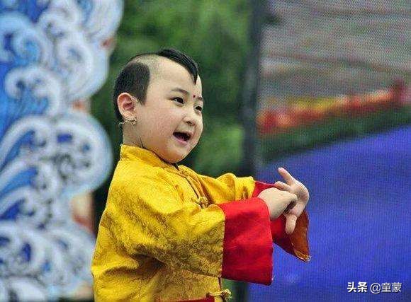 邓鸣贺幸福出发,邓鸣贺从小就跟着爷爷唱豫剧