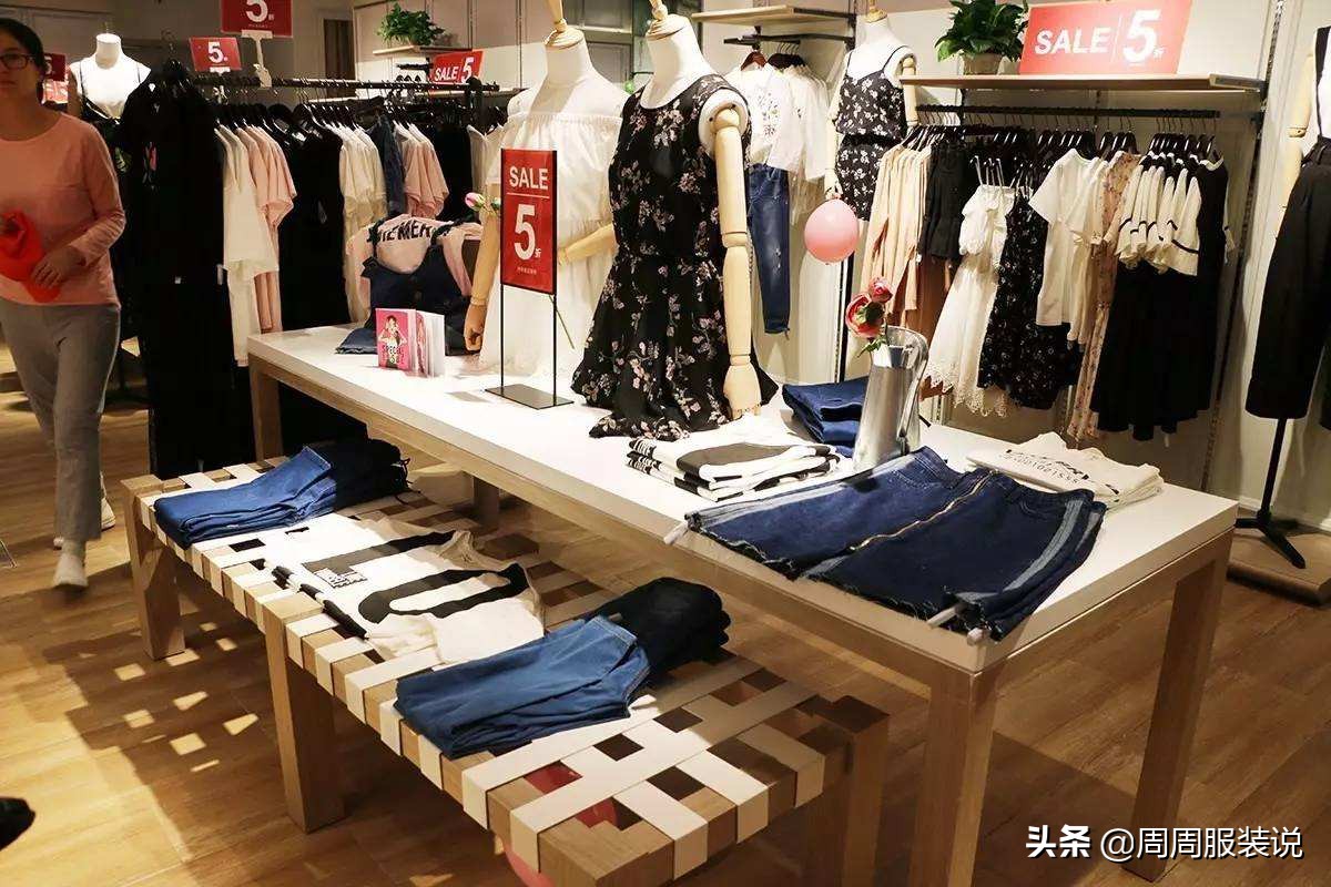 拉夏贝尔2020年女装,拉夏贝尔女装属于哪个公司