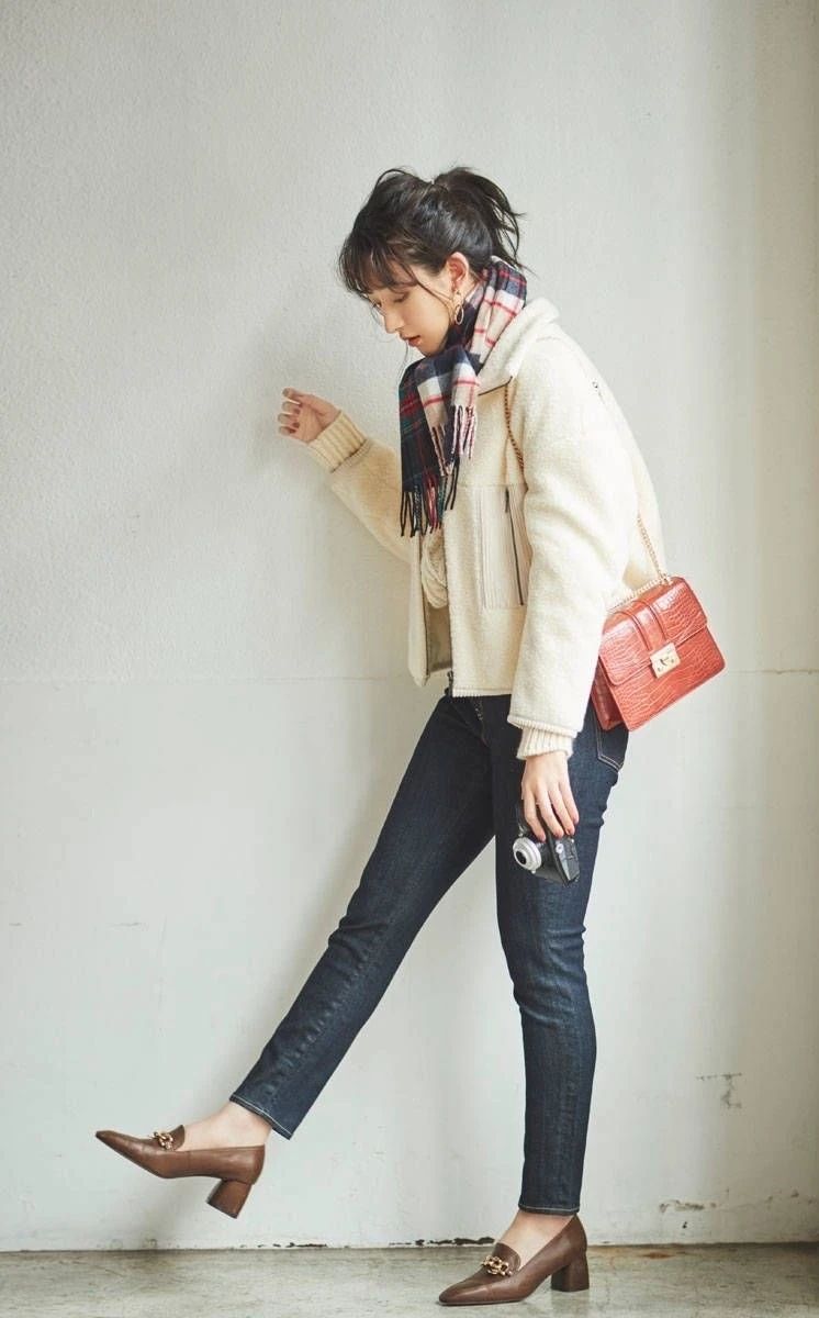 大码显瘦羊羔毛外套,羊羔毛外套的有效穿搭