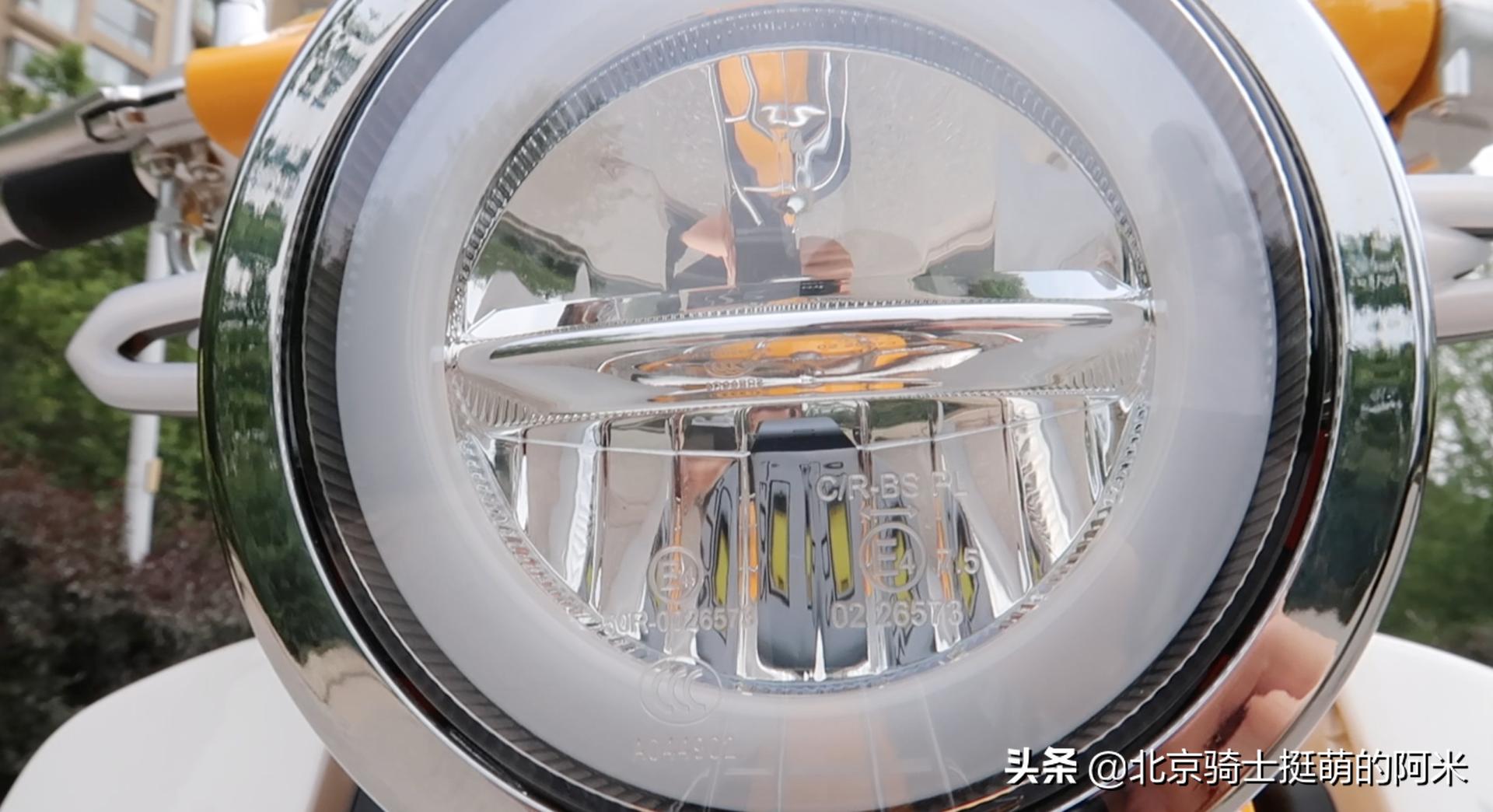 宗申幼兽新款110多少钱,新款复古幼兽弯梁110摩托车价格