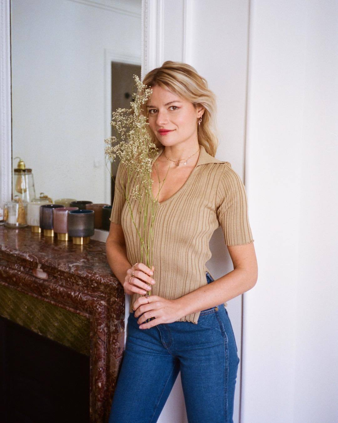 方脸女生修饰方法,方脸的女孩如何打扮好看