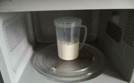 牛奶是最好的补钙选择，可凉着喝还是加热喝？喝之前要看清楚