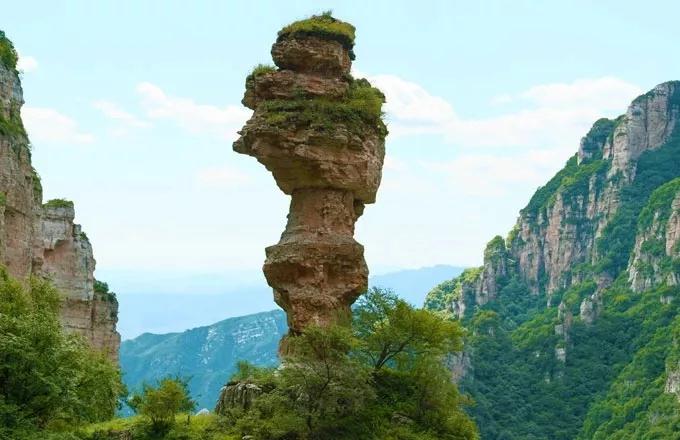 5年收入激增500倍！复盘旅游业界投资经典之战——白石山