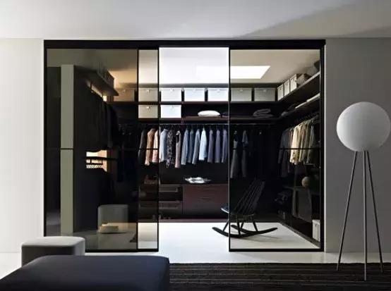 透明衣橱才正流行！