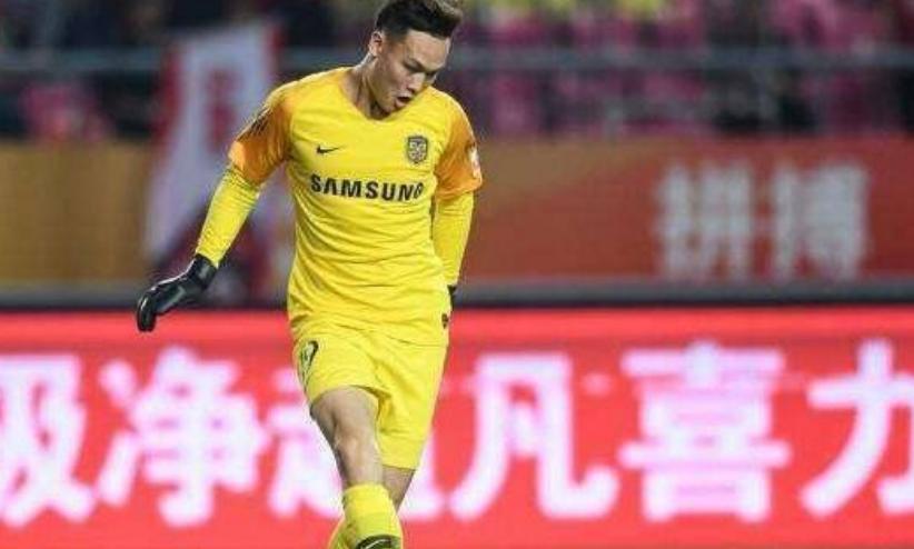 国字号队医推荐遗精药物外敷治疗骨伤，球员只能发微博吐槽