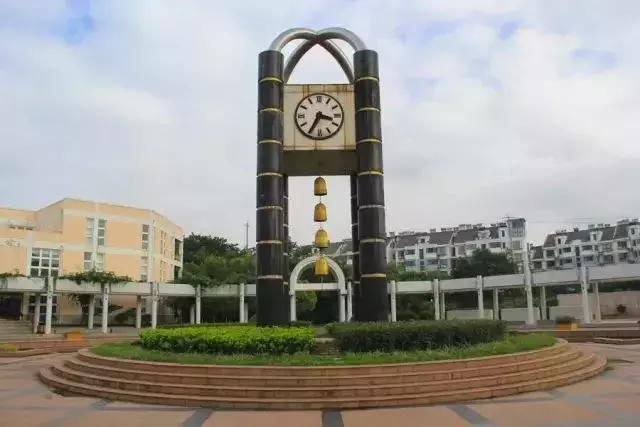 江苏省江浦高级中学在全国出名了,江浦高级中学要在全国出名了