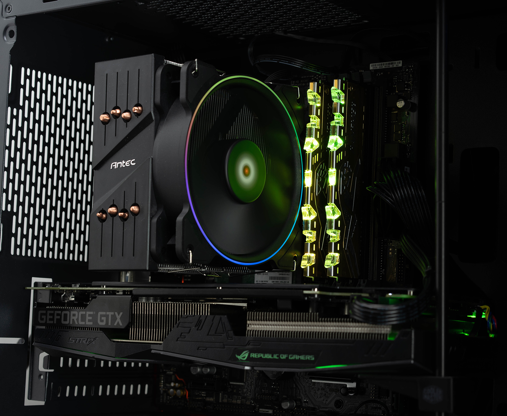 有了这台性能小钢炮未来2年游戏不用愁