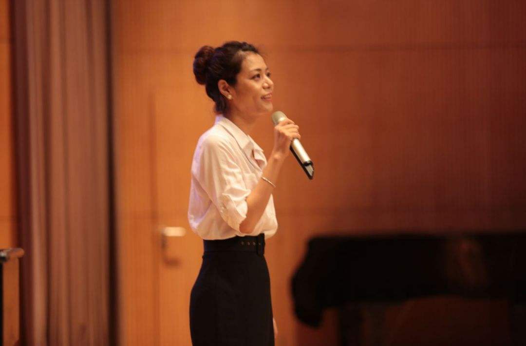 复旦陈果读错字现场视频,复旦陈果读错耄耋是哪一年