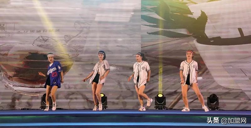 四大元素,点亮加盟盛宴!多视角体验第16届中国加盟产博览会