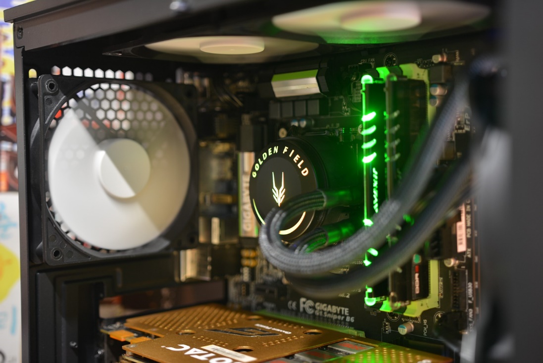 金河田银狐120一体水冷评测,金河田240水冷寒冰