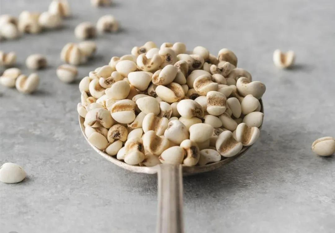 晒黑了吃什么变白更快,晒黑了吃什么可以快速的变白