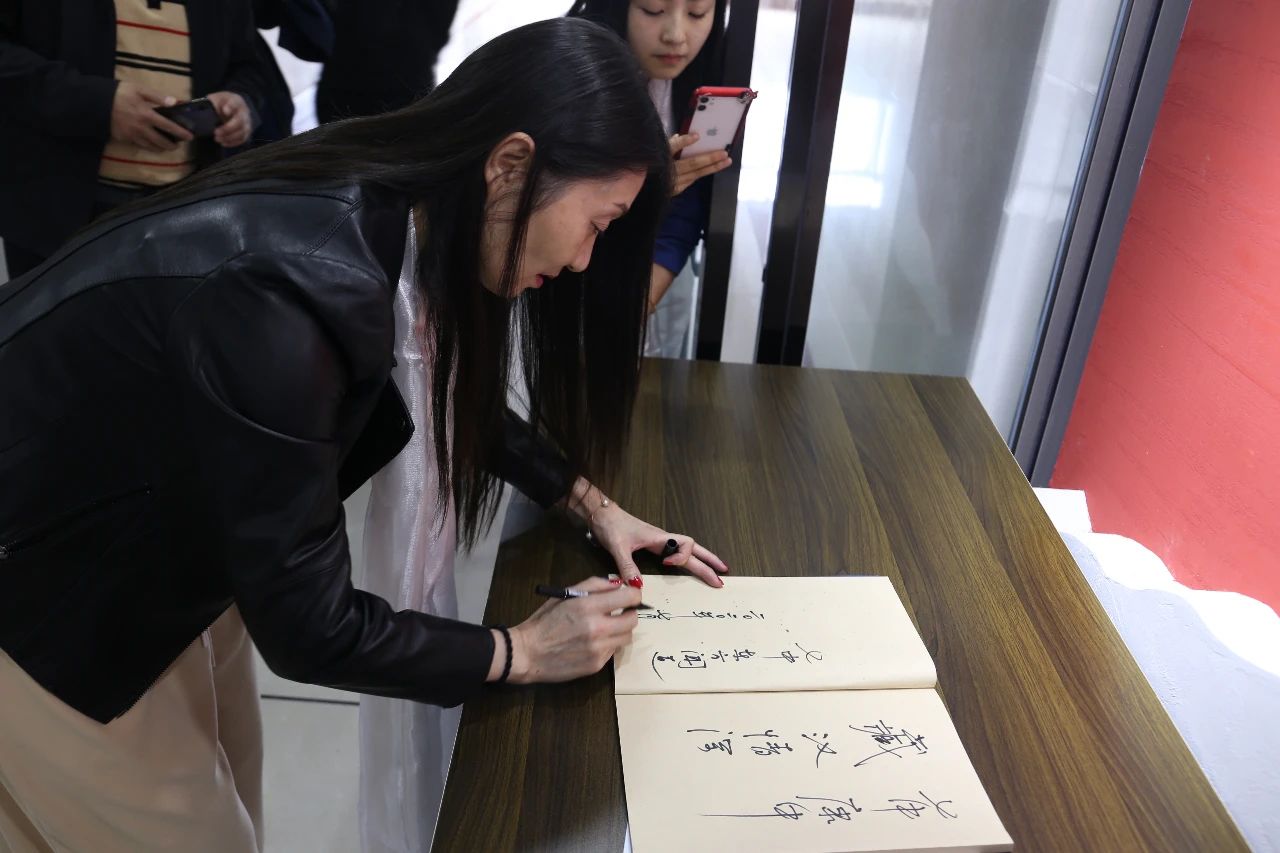 成都七中前端老师,四川成都七中教师线上课